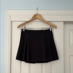 Black Nike Women’s Tennis Skirt with Built in Shorts S